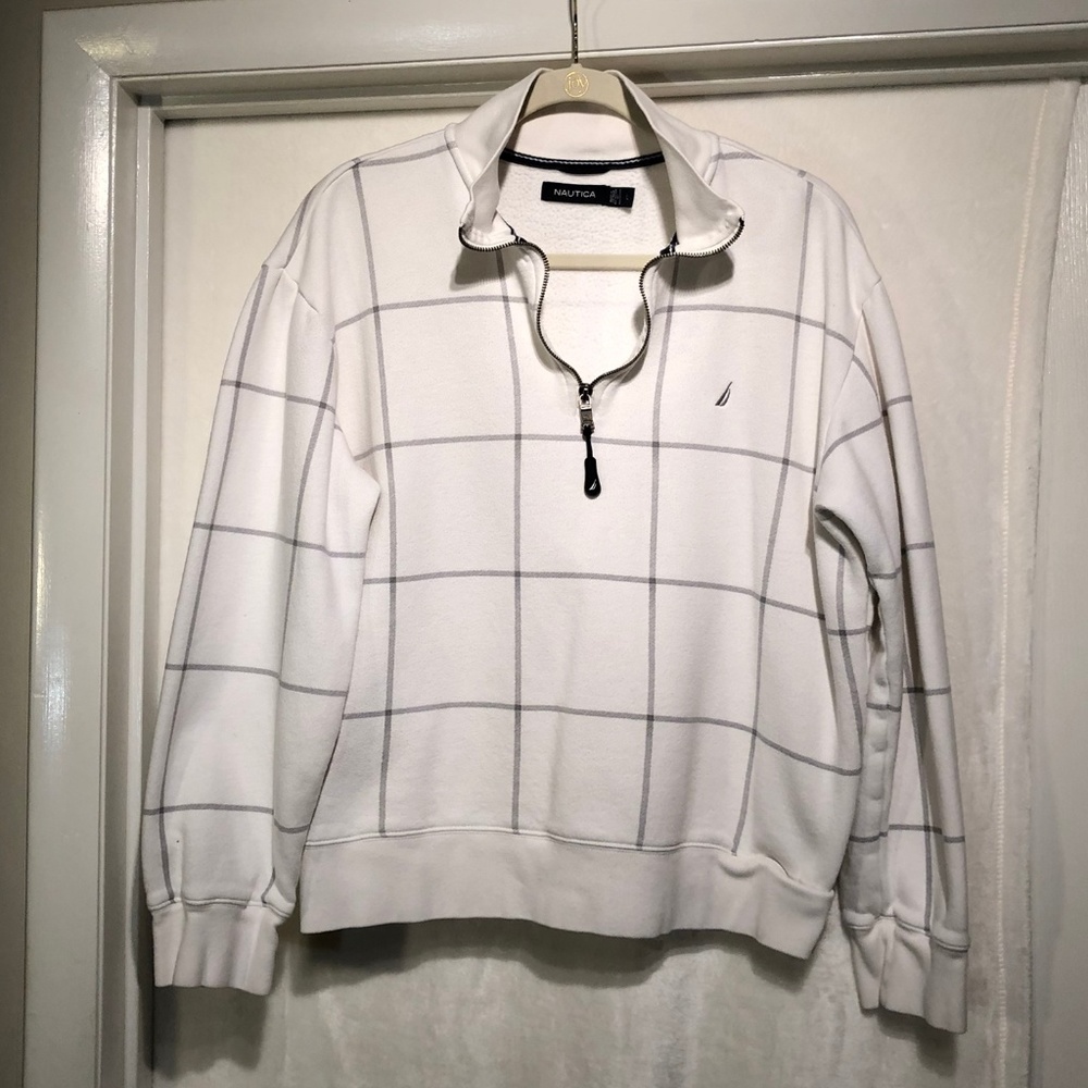 NWOT Nautica Sweatshirt with Zipper and Collar L